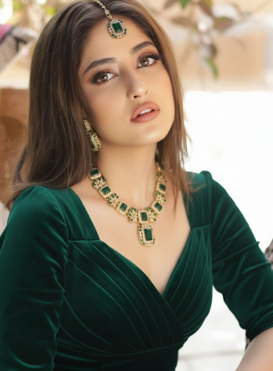 Zircon Gem stone JEWELLERY SET | Necklace, Earrings & Bindi Party Wear