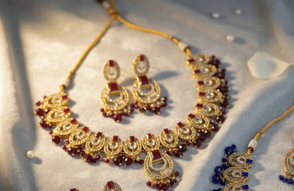 Pearl Necklace Earrings Bindi Jewellery Set for Party Wear