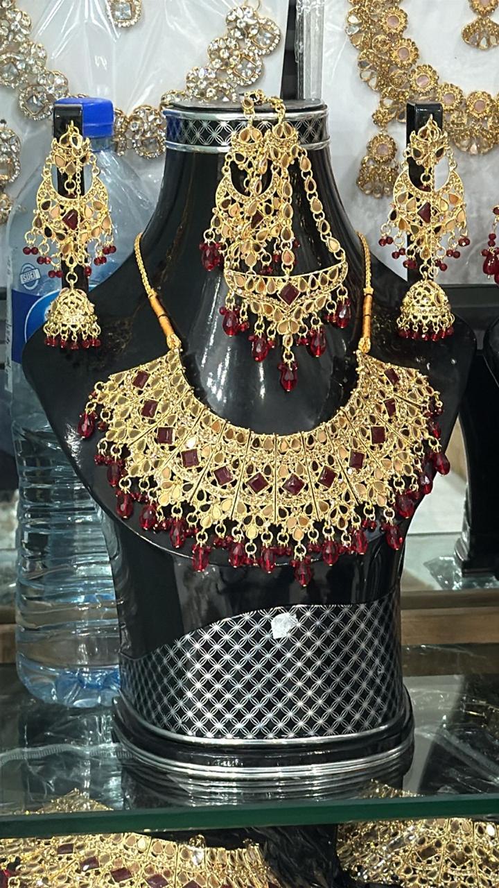 Royal  Indian Kundan Bridal Jewelry Set – Complete Traditional Wedding Ensemble